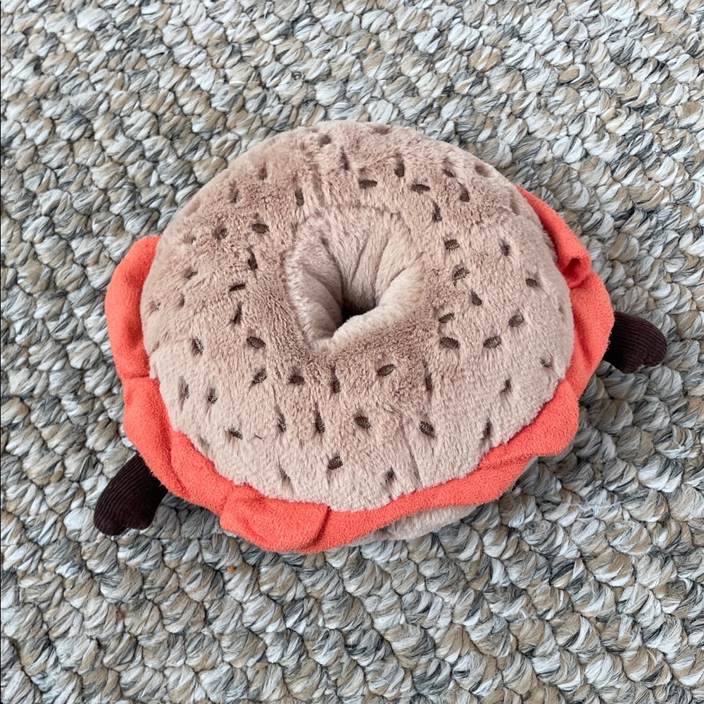 Jellycat Amuseable Bagel Plush – Super Cute & Soft – Like New